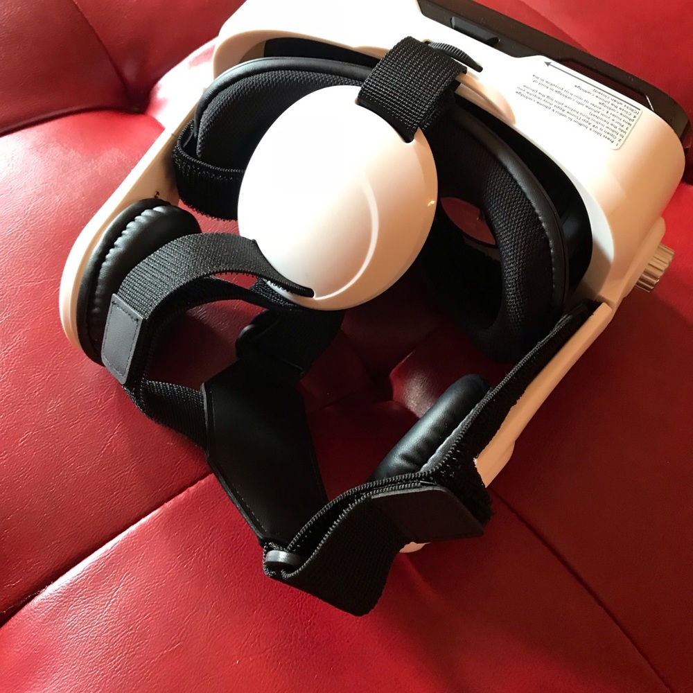Virtual Googles - Picture 4 of 6